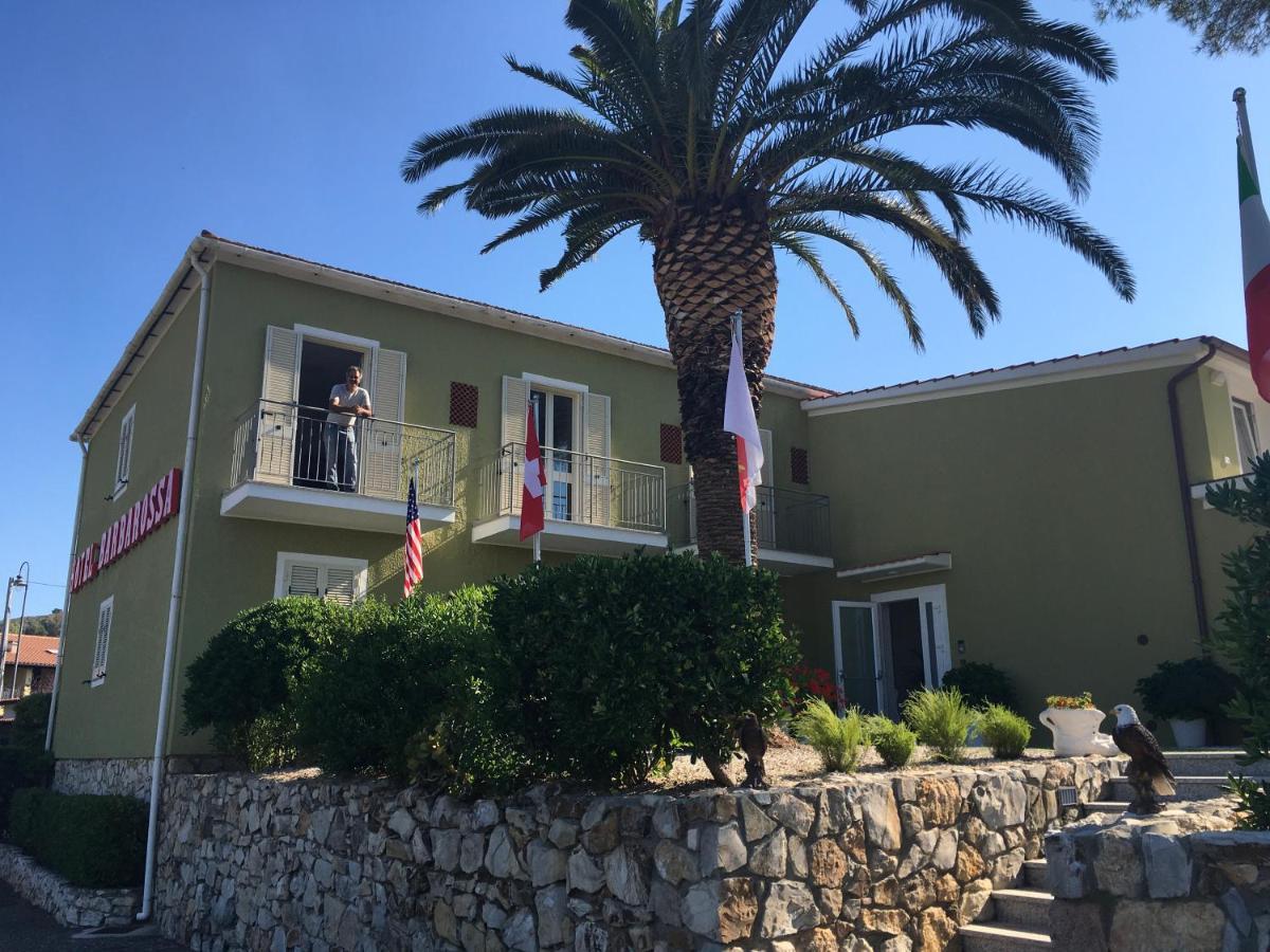 Hotel Barbarossa Porto Azzurro Exterior foto