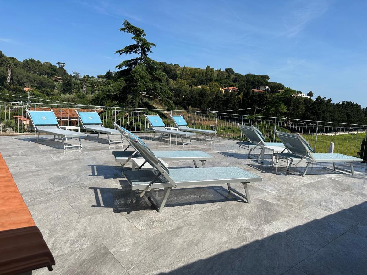 Hotel Barbarossa Porto Azzurro Exterior foto