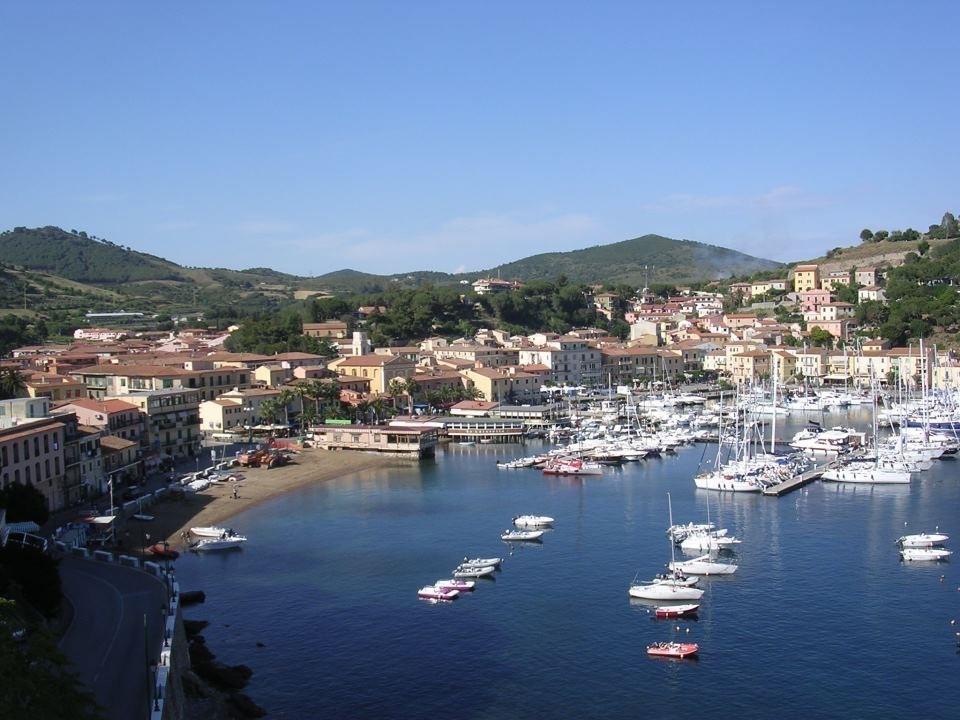 Hotel Barbarossa Porto Azzurro Exterior foto