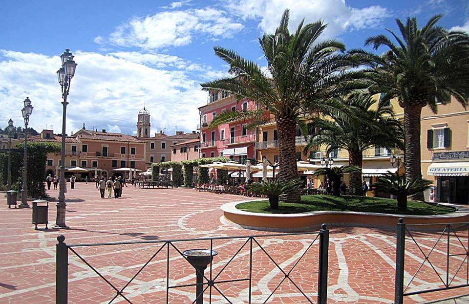 Hotel Barbarossa Porto Azzurro Exterior foto